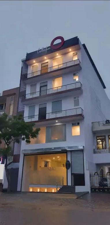 Hotel Signature INN-J L N Marg-Jaipur